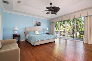 Unclassified image, 4 of 31, button - Spacious Waterfront  house in fabulous Fort Lauderdale on Las Olas! (Fort Lauderdale)