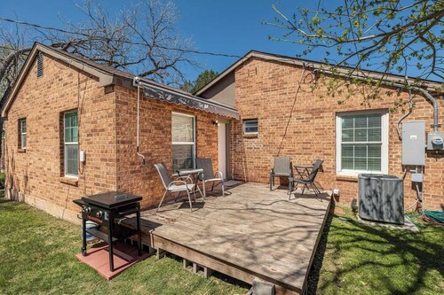 Work-Ready 3BR |Wi-Fi, Washer/Dryer & Full Kitchen