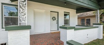 Modern 2BR Home with Pool Table & Yard