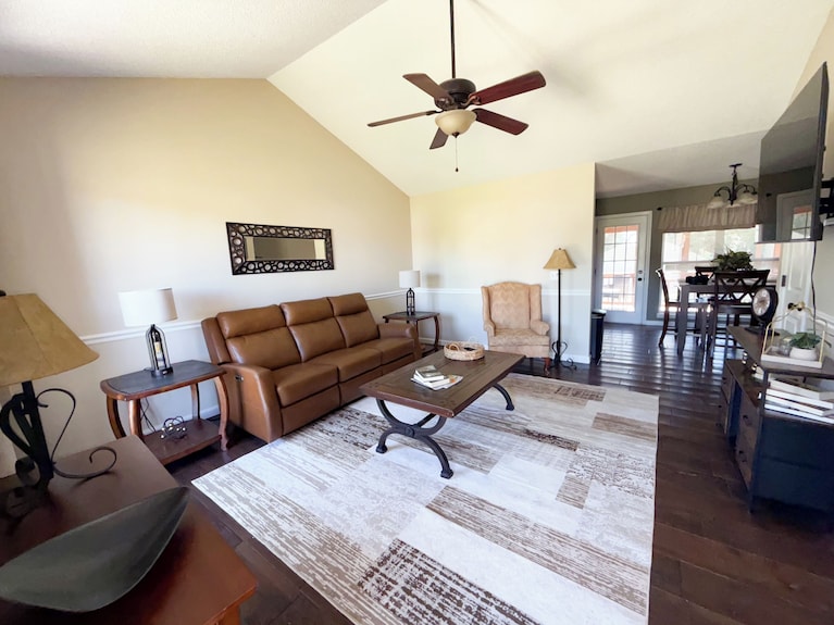 3br Cleveland Tn Home - Hot Tub, Fire Pit, Near Ocoee River - クリーブランド, TN