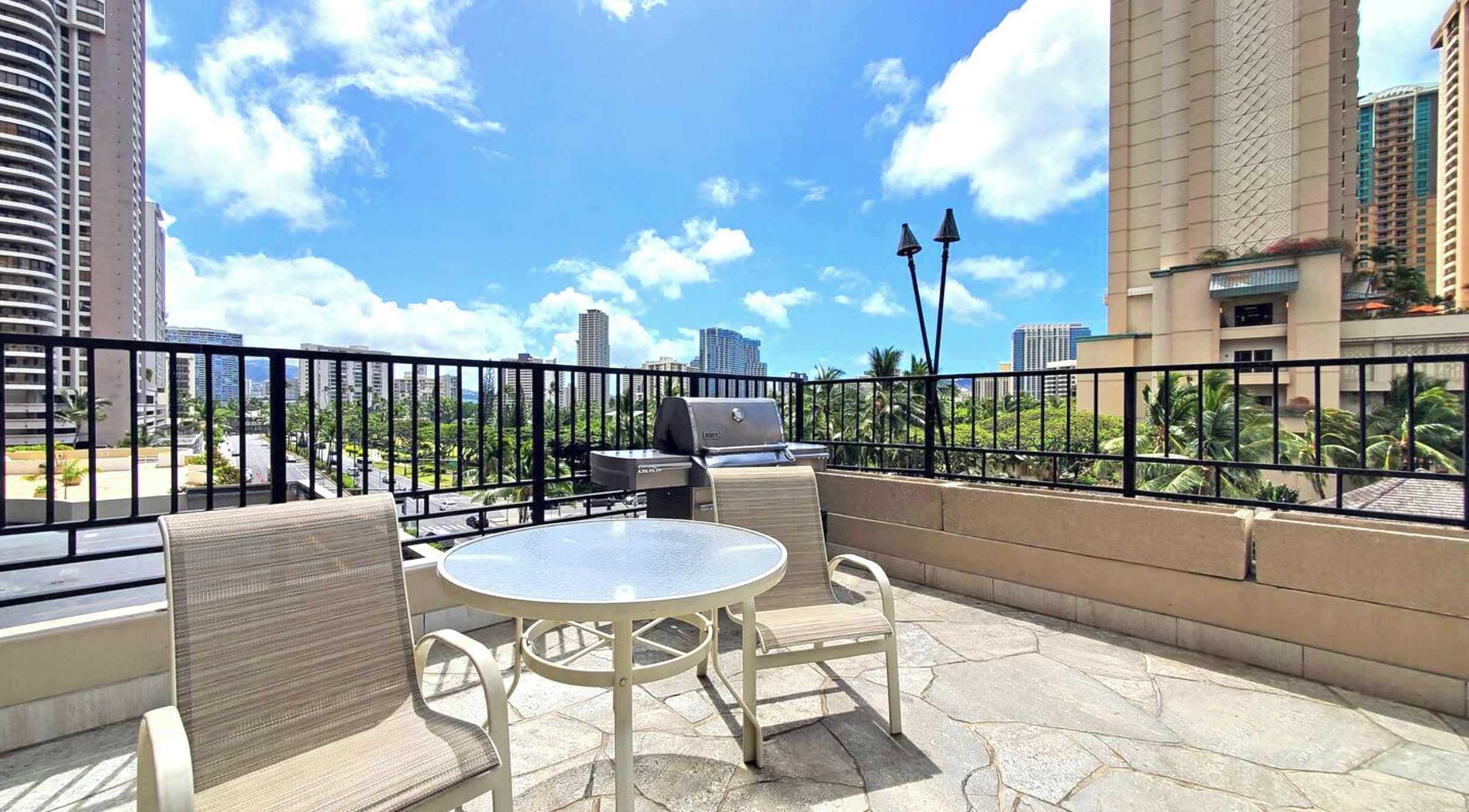 Waikiki Escape Steps from the Beach