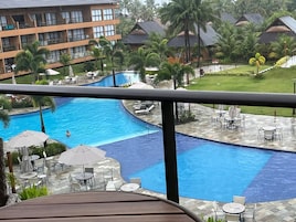 Apartamento Premium, lanai, vistas a la piscina | Piscina | 4 piscinas al aire libre