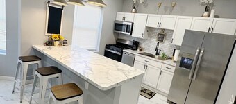 Charming 1bedroom Suite 7minutes from Downtown Cleveland