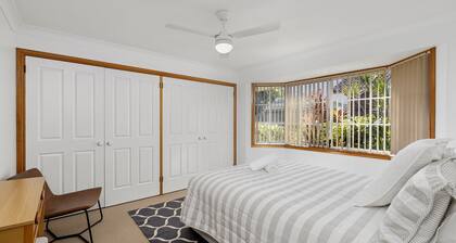 Villa on Seventh - Walking distance to beach and cafes