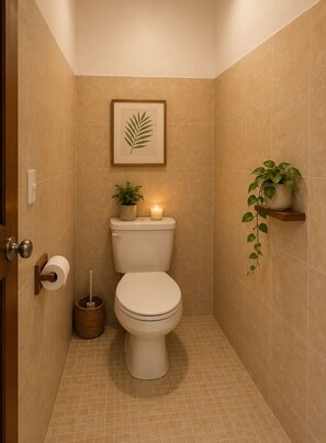 Shower, hair dryer, towels, soap - Hotel Holbox Centro (Isla Holbox)