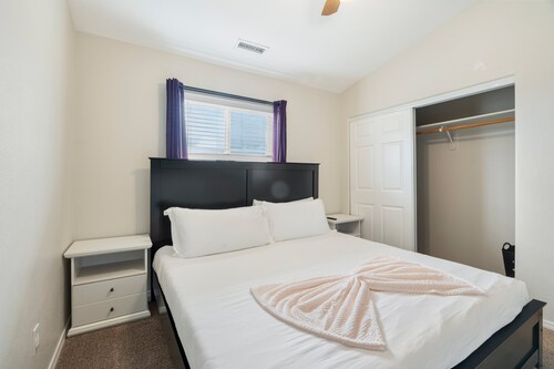 The Dalton | Mountain Views | Fenced Yard | 4BR | Flagstaff