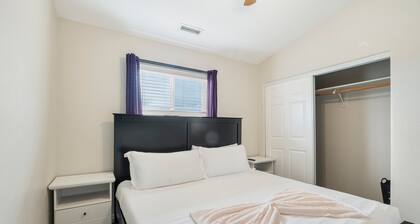 The Dalton | Mountain Views | Fenced Yard | 4BR | Flagstaff
