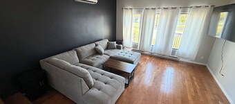 Cozy 4-bedroom bungalow with AC , mini gym and lots of space