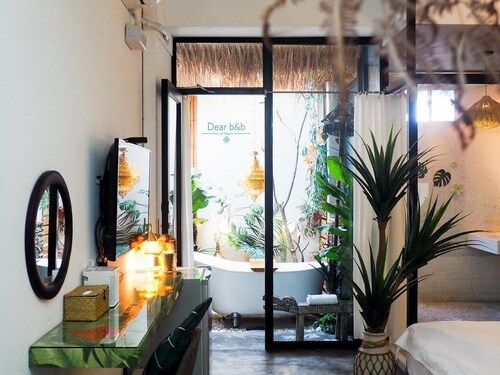 FAS Glass House II - Color Space BnB