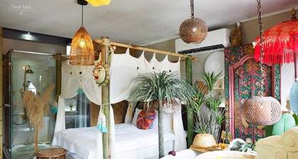 FAS Glass House II - Color Space BnB