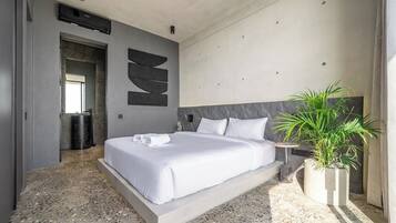 2 bedrooms, iron/ironing board, travel crib, WiFi