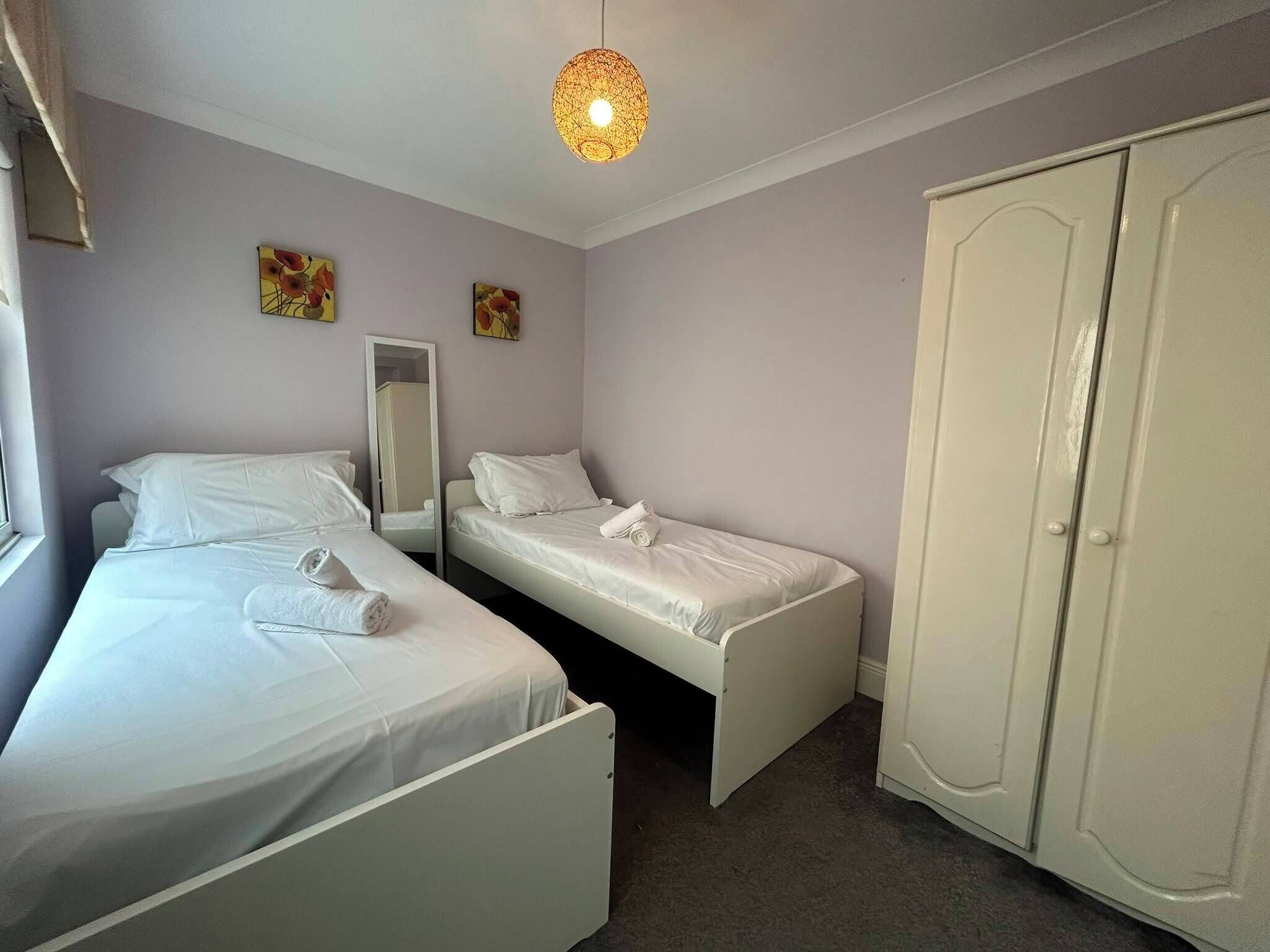 Characterful 2bdr Cottage Flat With Terrace Dublin - Dublin