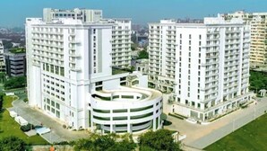 Exterior - Luxury Apartments Stay at DLF (Lucknow)