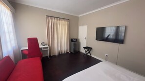 Dortoir Partagé, 3 chambres, accessible aux personnes à mobilité réduite, fumeur | Salle de séjour