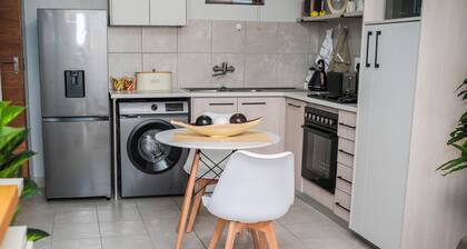 Cozy 1-bedroom Apartment in Secure Estate, Tshwane