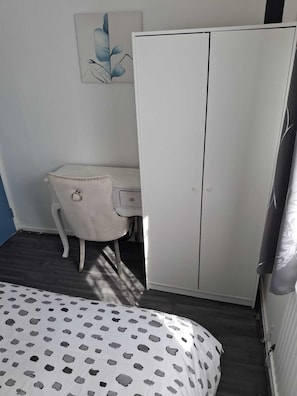 ห้องพักรวม, 1 ห้องนอน