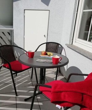 Unclassified image, 2 of 28, button - Holiday apartment with 3 bedrooms (Lauterbach)