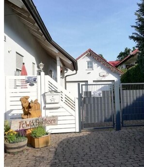 Unclassified image, 3 of 28, button - Holiday apartment with 3 bedrooms (Lauterbach)