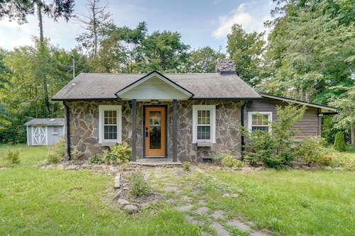 Hike, Recharge & Unwind! Saugerties Cabin
