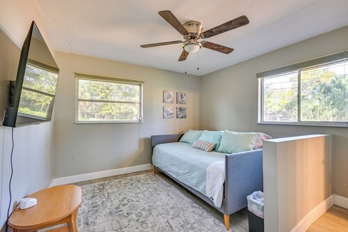 Lake Access & Pools! Side-by-Side Tampa Homes