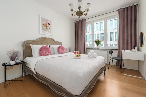 Lumina 2room Apart with Balcony 6 guests