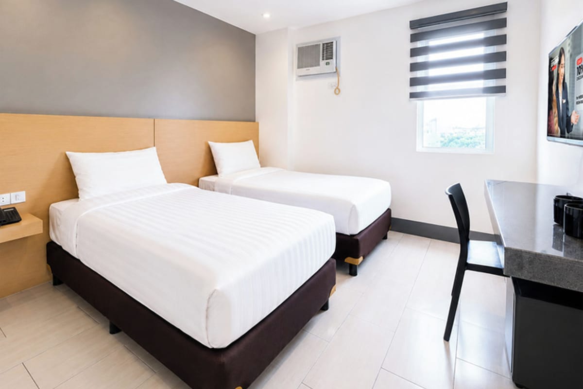 City Twin Room | WiFi (free), bed sheets