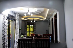 Family Room, Balcony, Garden View | Dining - Mamikki Farm and Cottages (Tororo)