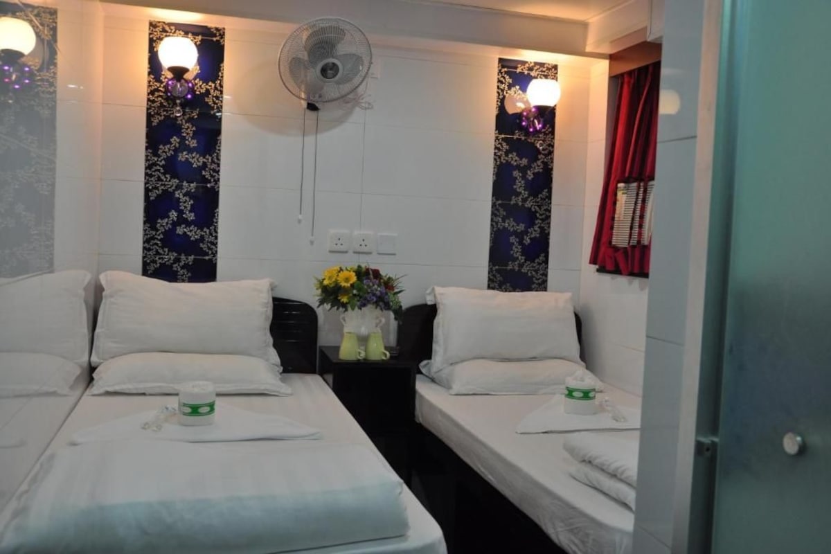 Family Quadruple Room, City View | Miscellaneous