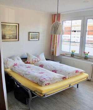 Unclassified image, 4 of 28, button - Holiday apartment with 1 bedroom (Norderney)
