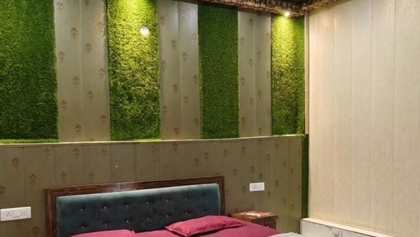 Luxury Room - Banke Bihari Residency (Vrindavan)