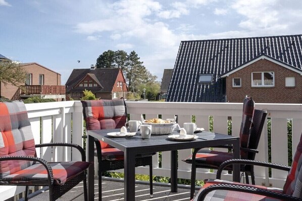 Outdoor dining - Holiday apartment with 1 bedroom (Fehmarn)