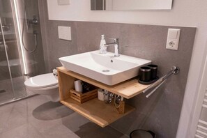 Bathroom - Sorgschrofen- Lärchenhof Jungholz (Jungholz)