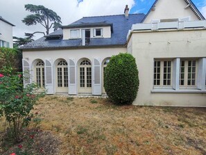 Exterior - Vrbo Property (GARCHES)