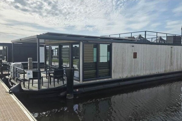 Exterior - ||----------houseBoat Tranquility------|| (Offingawier)