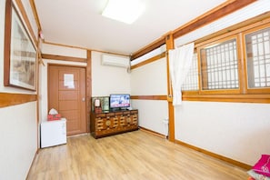 Kamar Keluarga