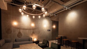 Reception - VADE HOTEL SHIBUYA (Maruyama-cho, Shibuya-ku)