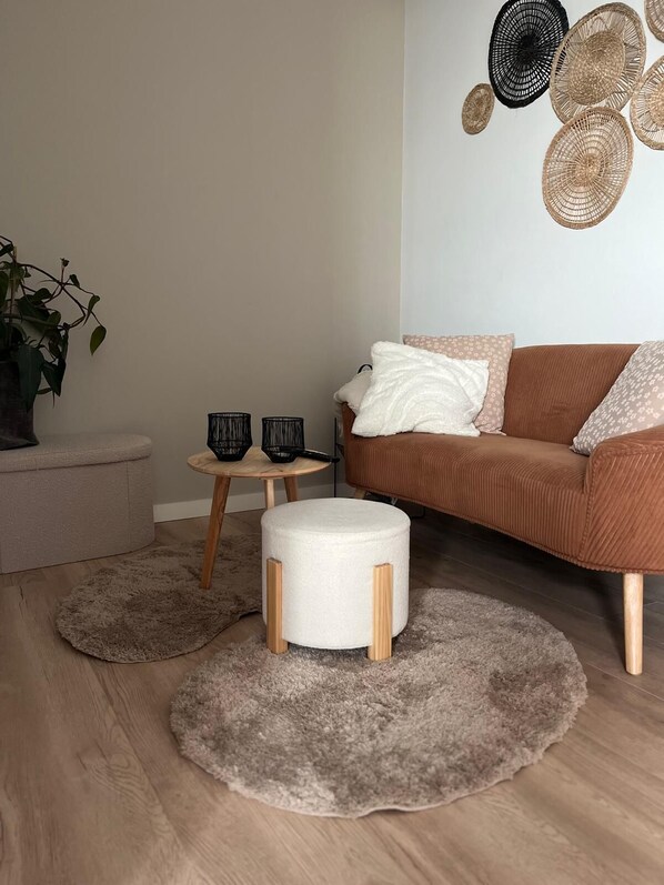 Living area - Vrbo Property (Aagtekerke)
