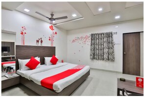 Room - Hotel Daksh (Talala)