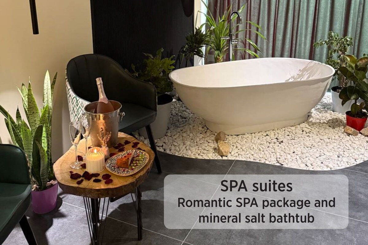 Deluxe Suite, Mountain View | Bilik Mandi | Selipar 