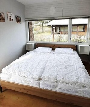 Unclassified image, 4 of 16, button - Holiday home with 4 bedrooms (Julianadorp)