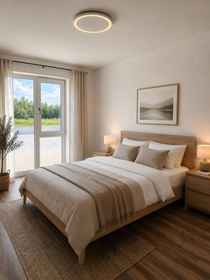 Quarto com cama, luminárias de cabeceira, janela com cortinas, planta em vaso e quadro na parede.