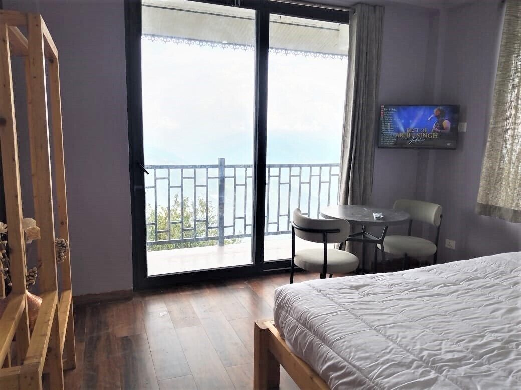 Double Room, Balcony, Mountain View