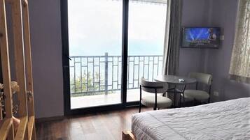 Double Room, Balcony, Mountain View