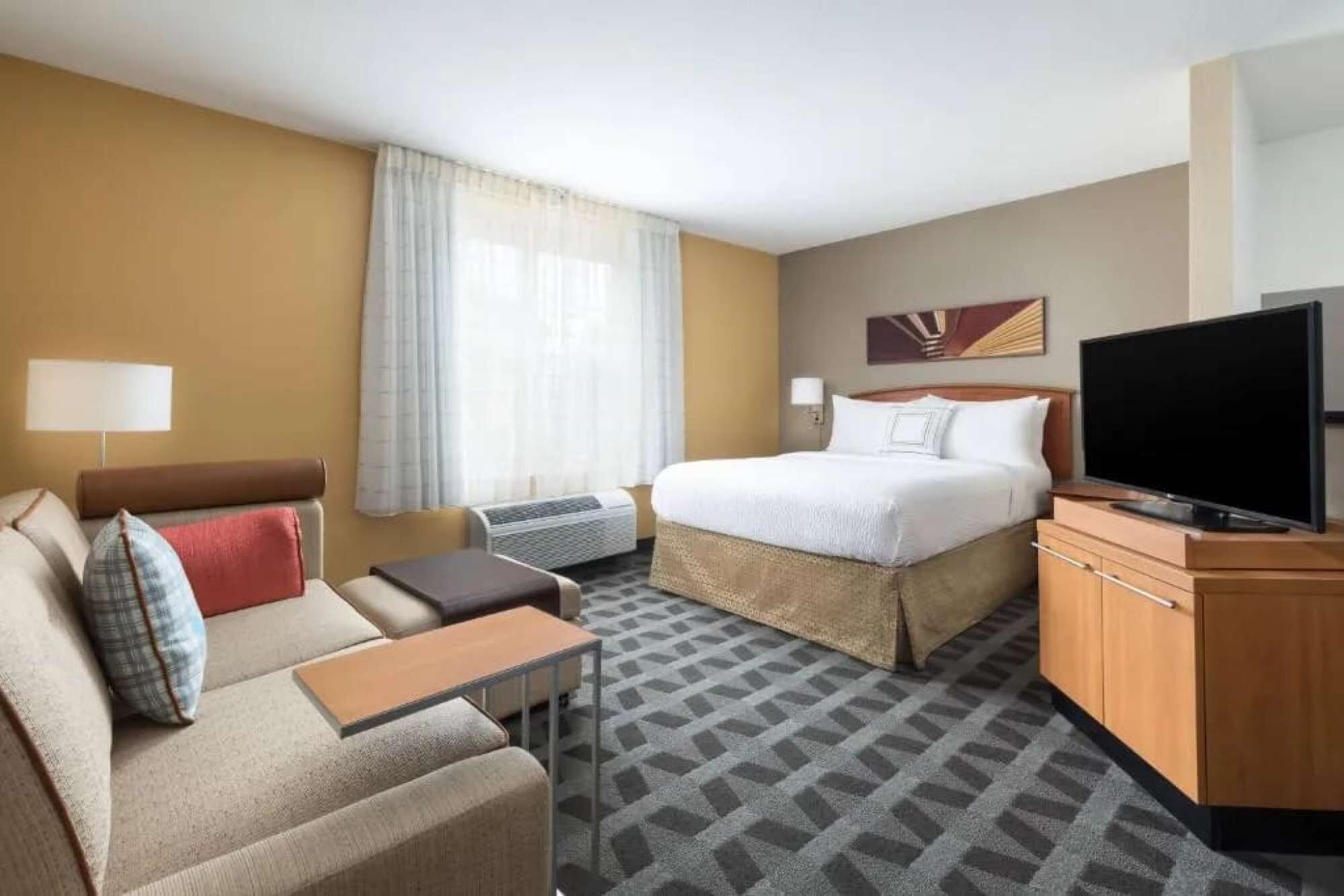 Your Home Base Near Philly + Free Parking. Kitchen - Medford, NJ