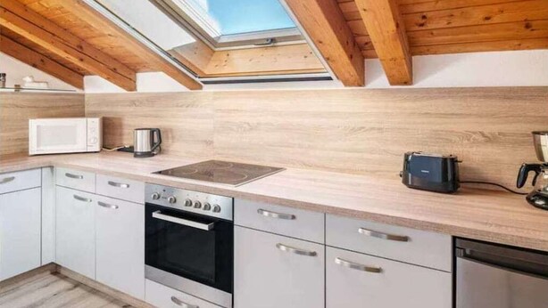 Kühlschrank, Herdplatte, Geschirrspüler