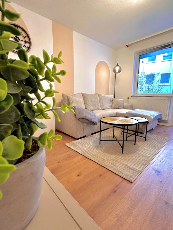 Living area - Vrbo Property (Wuppertal)