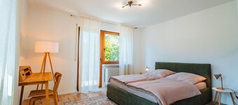 Apartment „Kurpark Loge“ mit Bergblick, Balkon und WLAN