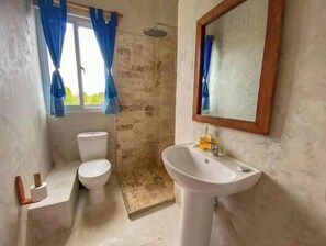 Bathroom - Premium Holiday Heaven (Diani Beach)