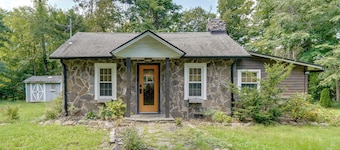 Hike, Recharge & Unwind! Saugerties Cabin
