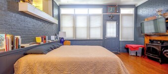 1 Mi to Dtwn Conway! Home w/ Fenced Yard & Patios